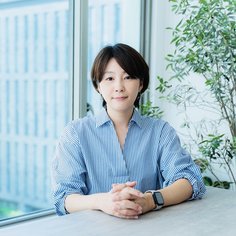 プロフィール写真_末満 祐李子